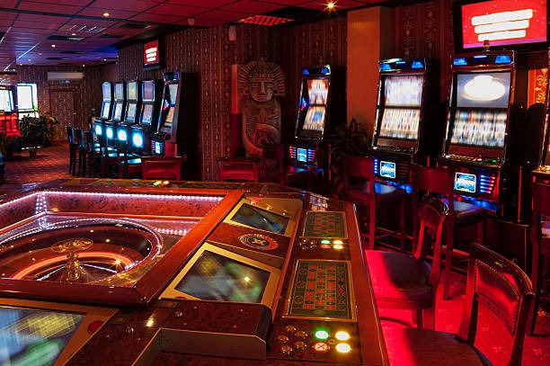Multi-sport dashboard showing football, casino, and slots categories